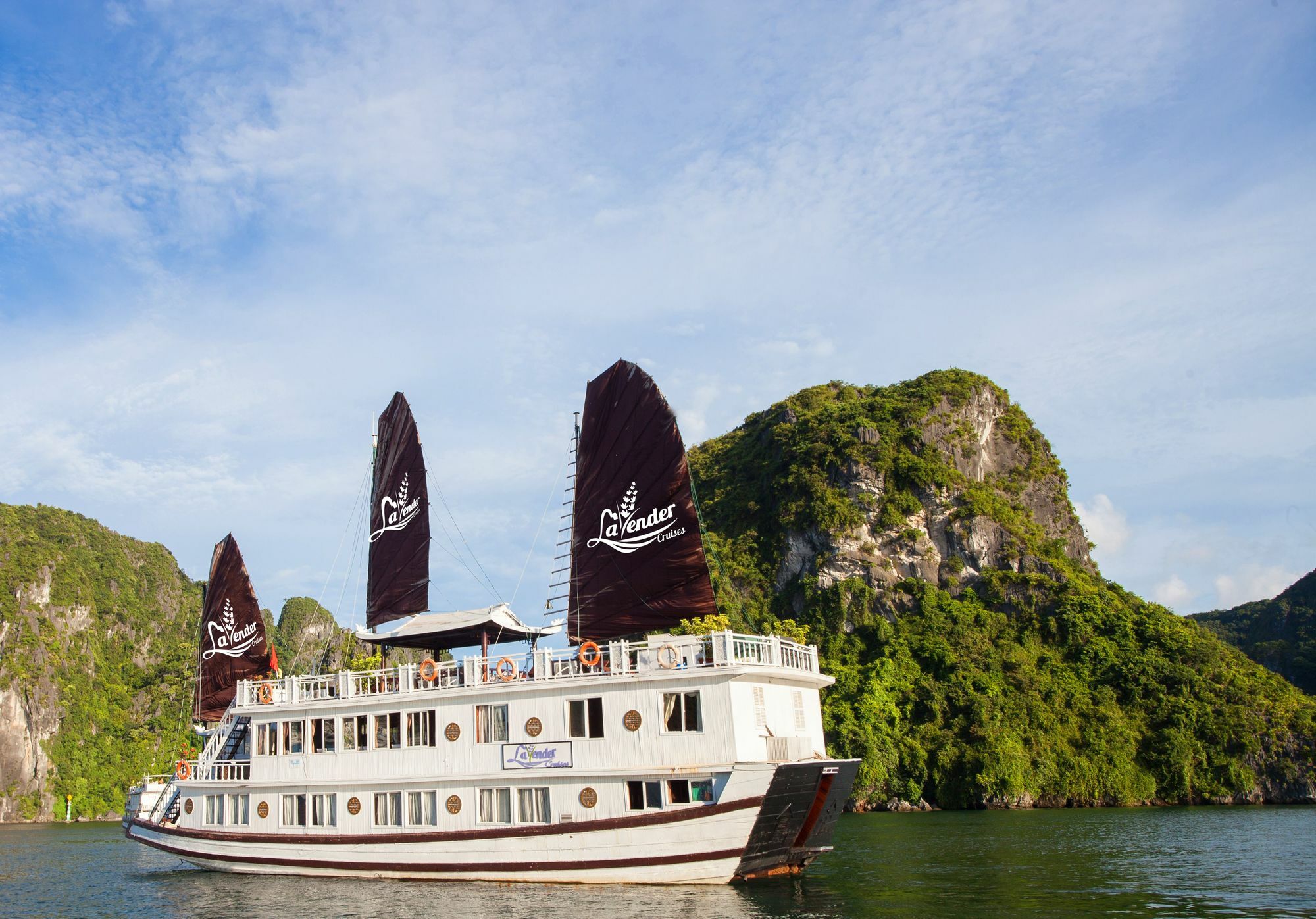 Отель Halong Lavender Cruises Халонг Экстерьер фото